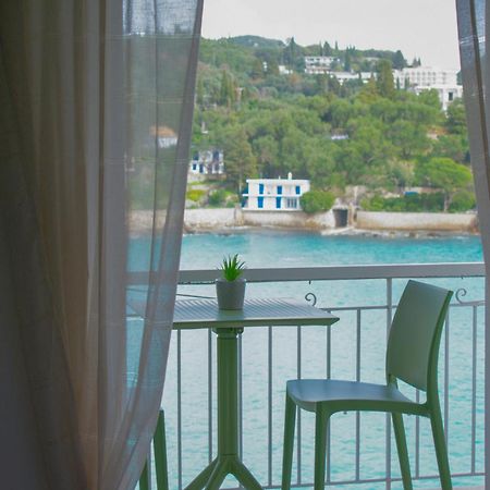 Villa Athina 帕莱欧卡斯提撒 外观 照片